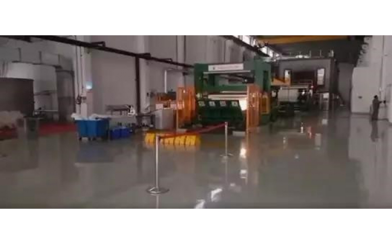 特紙人勇?lián)?zé)任，“紙”為打贏這場特殊戰(zhàn)“疫”